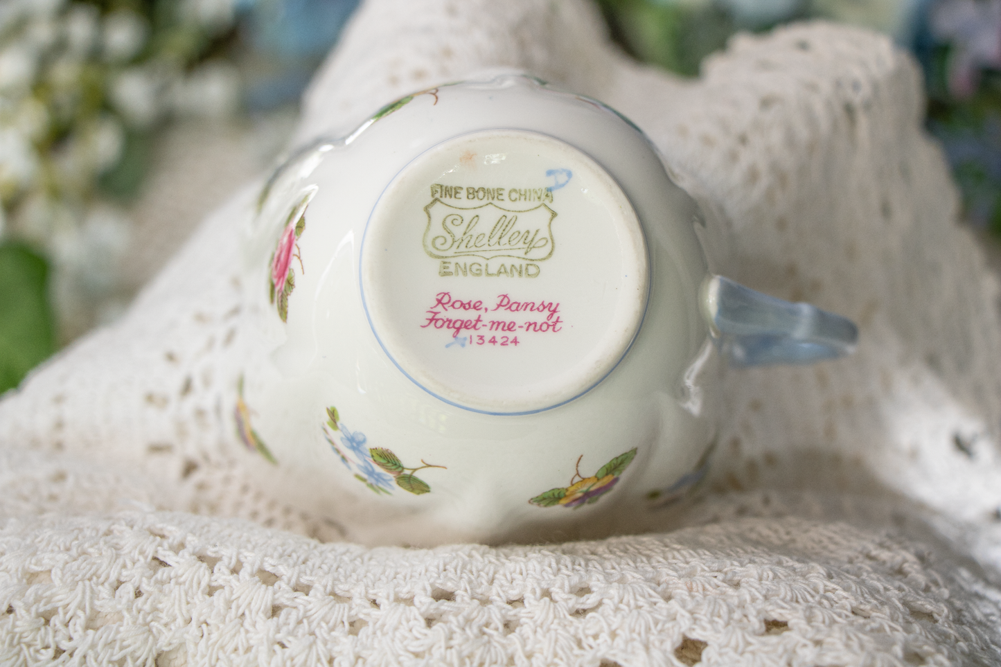 Shelley Fine Bone China Teacup and Saucer Set – "Rose, Pansy, Forget-Me-Not" #13424 – Dainty Shape