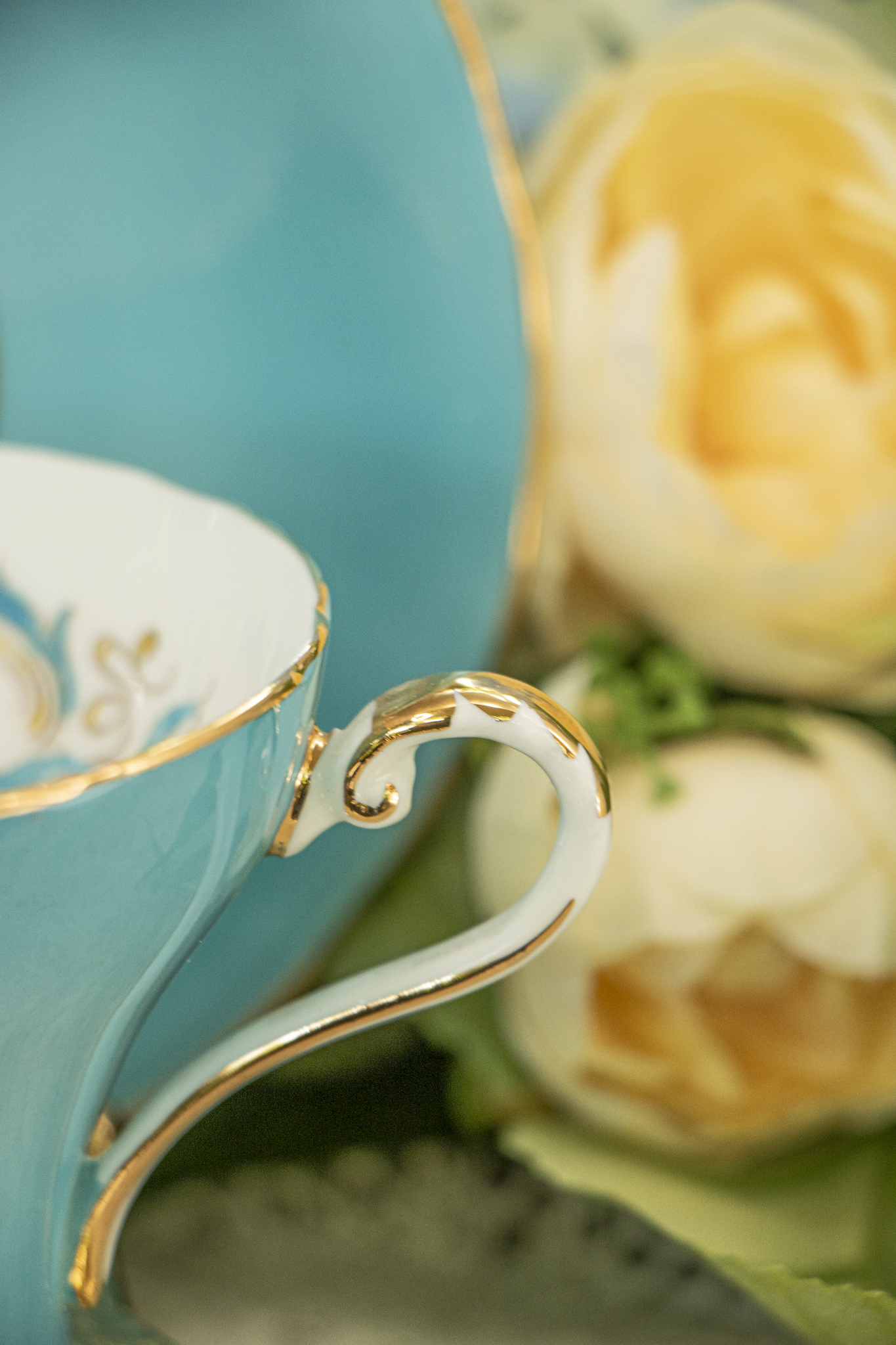 Aynsley Turquoise & Gold Scrollwork Teacup and Saucer — Fine Bone China, Made in England