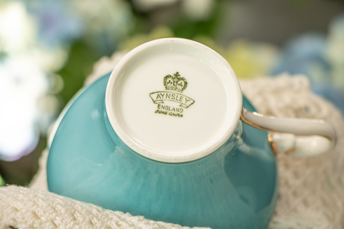 Aynsley Turquoise & Gold Scrollwork Teacup and Saucer — Fine Bone China, Made in England