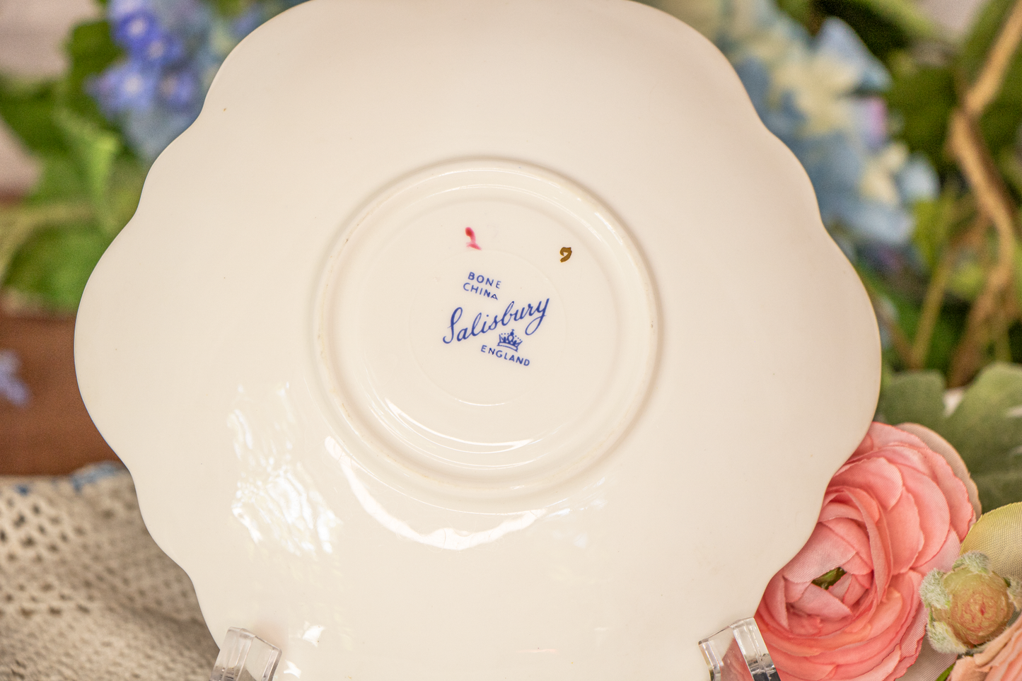 Salisbury England Bone China Teacup and Saucer - Multicolor Floral Spray Pattern #3445, Gold Trim