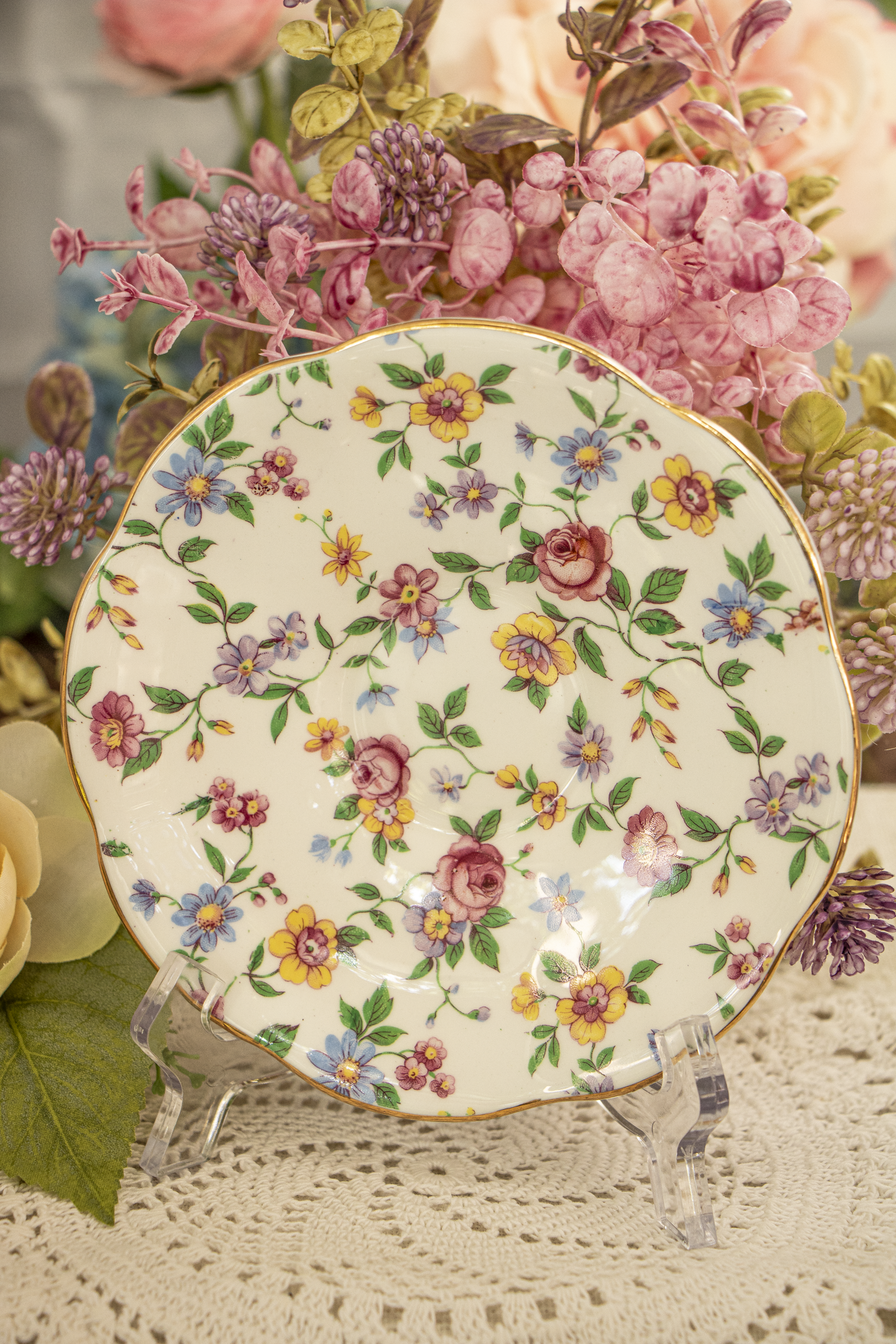 Rosina Bone China Teacup & Saucer – Chintz Floral Pattern #5065