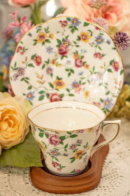 Rosina Bone China Teacup & Saucer – Chintz Floral Pattern #5065
