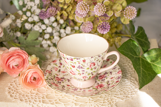 Crownford Bone China Teacup & Saucer – Pink Roses Chintz – Made in England