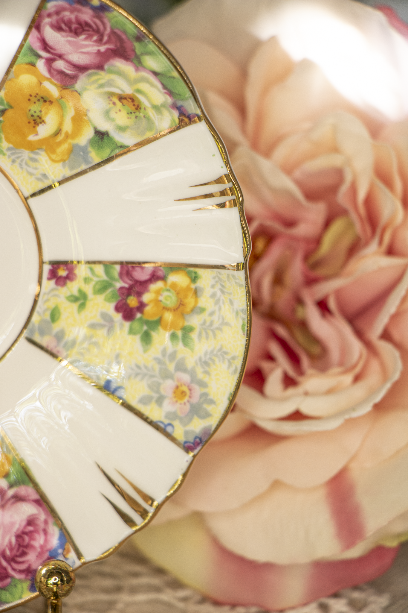 Royal Albert Crown China Teacup and Saucer Set – Floral Panels – 1927-1935