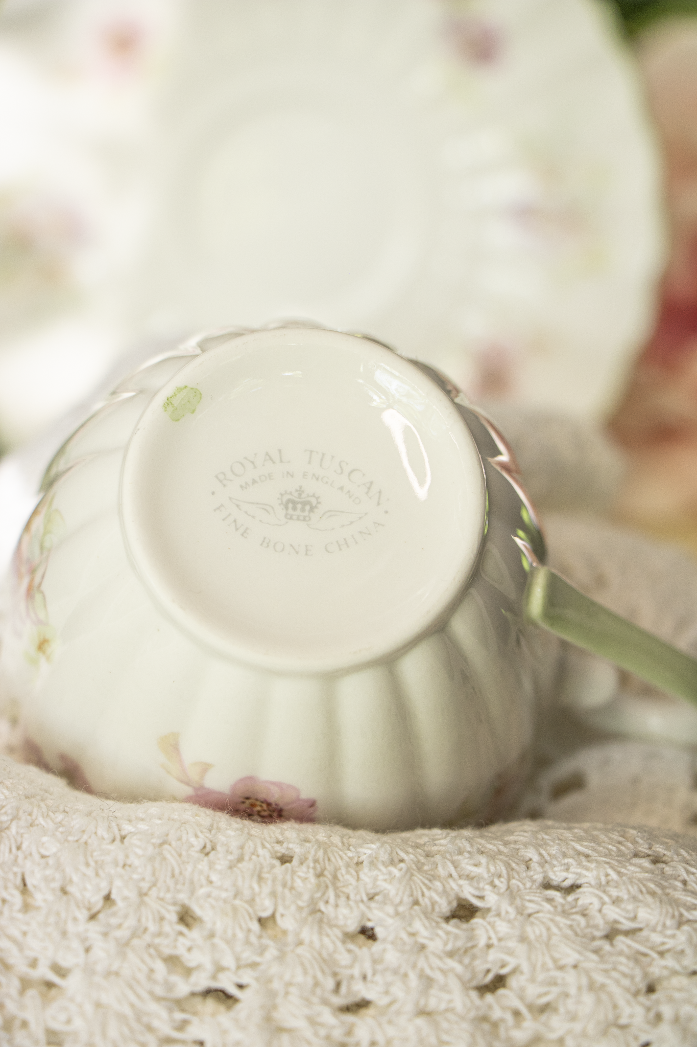 Pastel Garden Tea Set – Enchanted Moments for Two