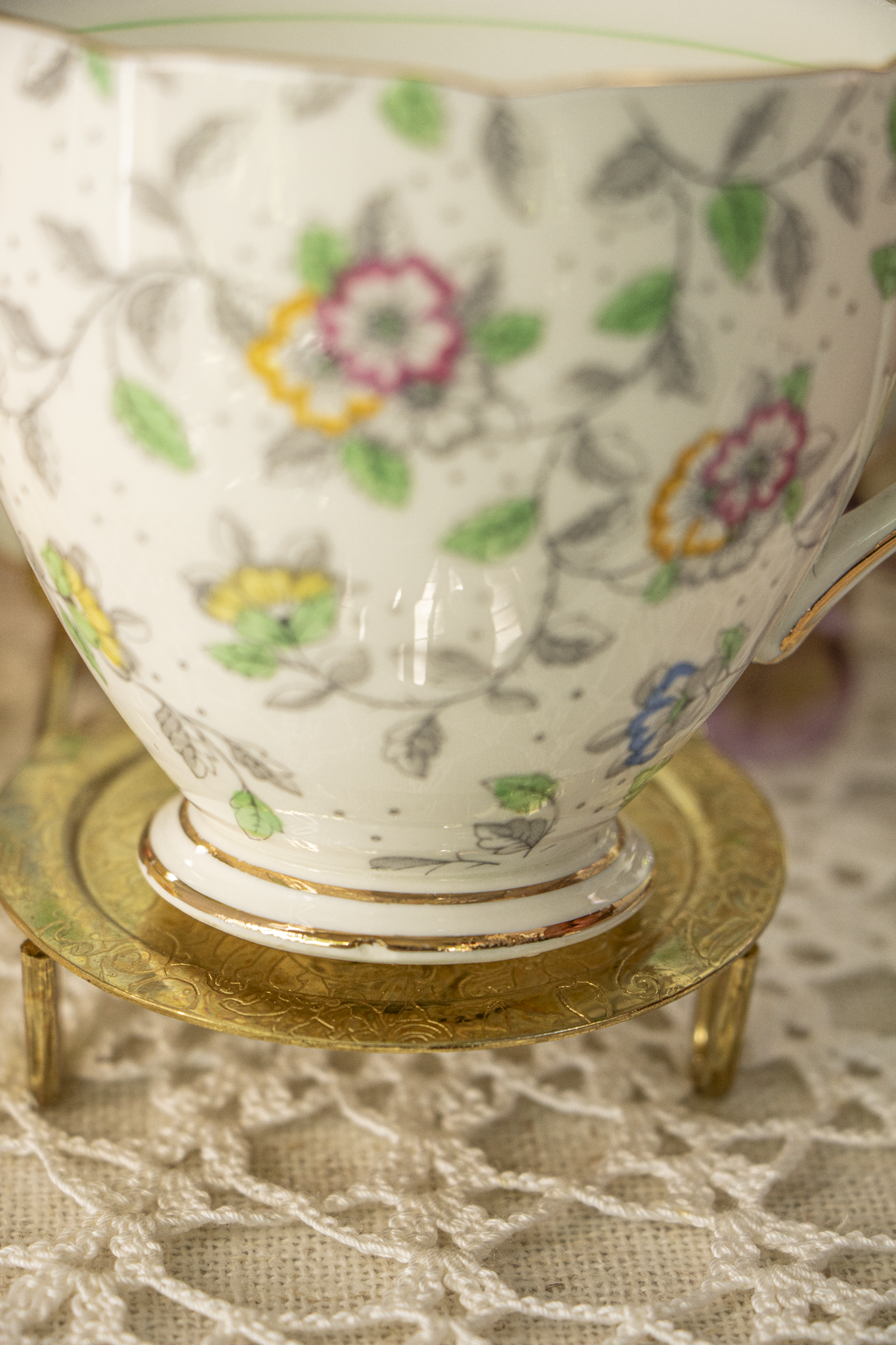 Royal Grafton Bone China Cup & Saucer – Pattern 6506 – England – Excellent Condition
