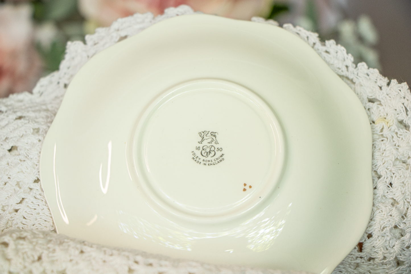 The Gilded Hostess Set – A Sophisticated Gift of Elegance