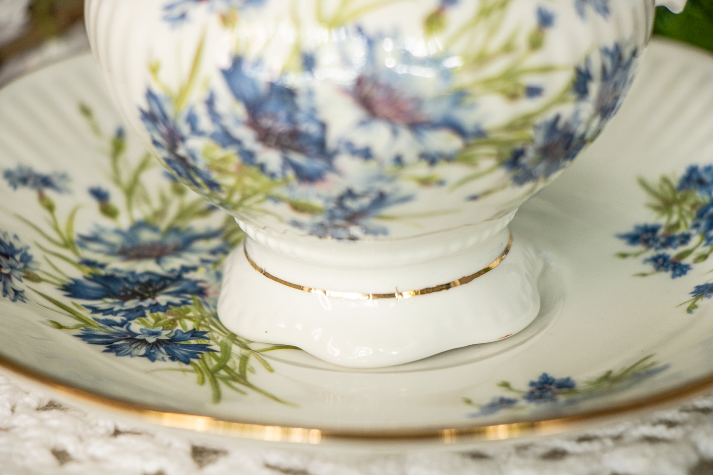 Elizabethan Staffordshire Teacup and Saucer – Blue Cornflower – Excellent Condition
