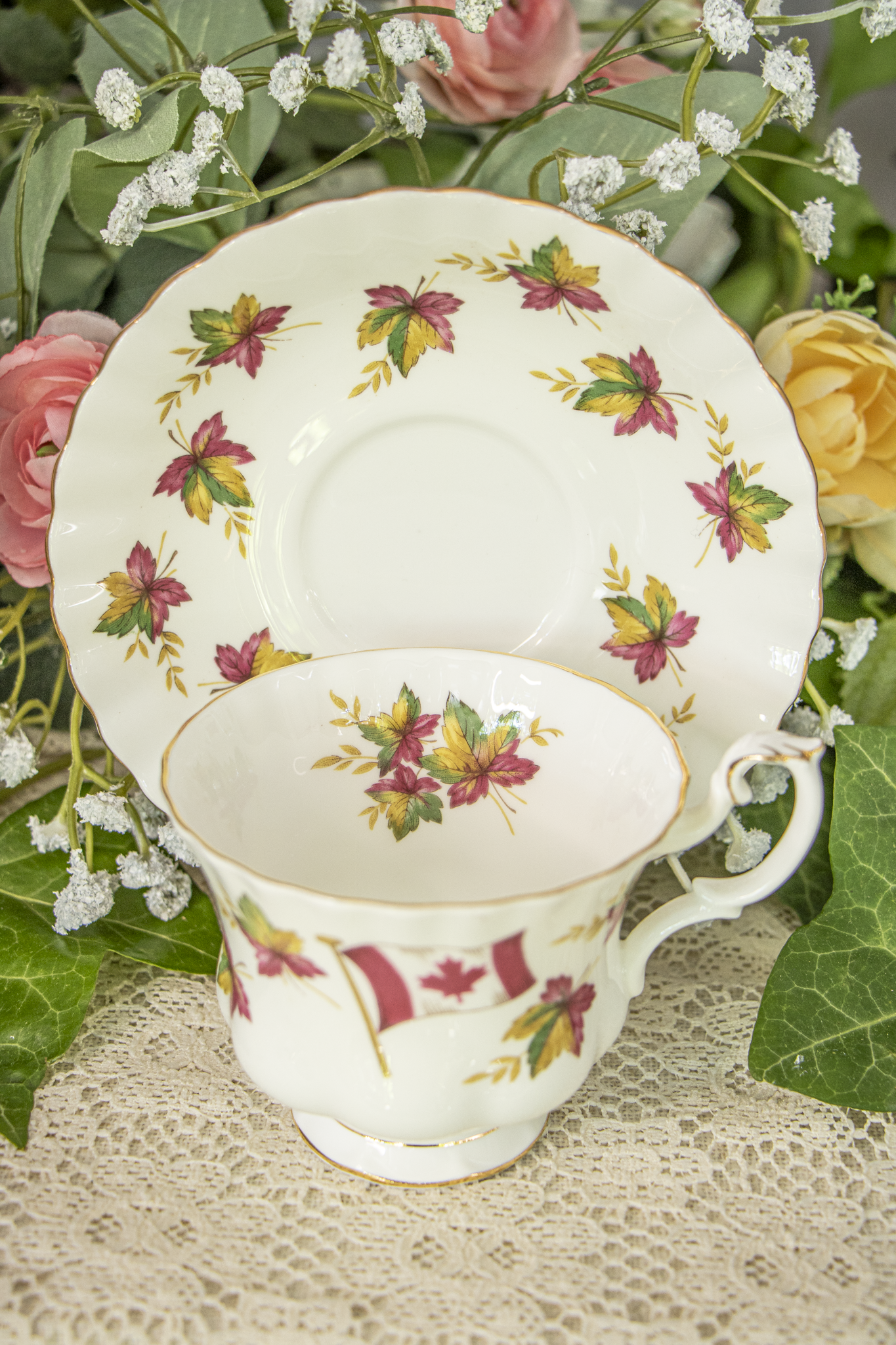 Royal Albert “Canada – From Sea to Sea” Bone China Teacup & Saucer