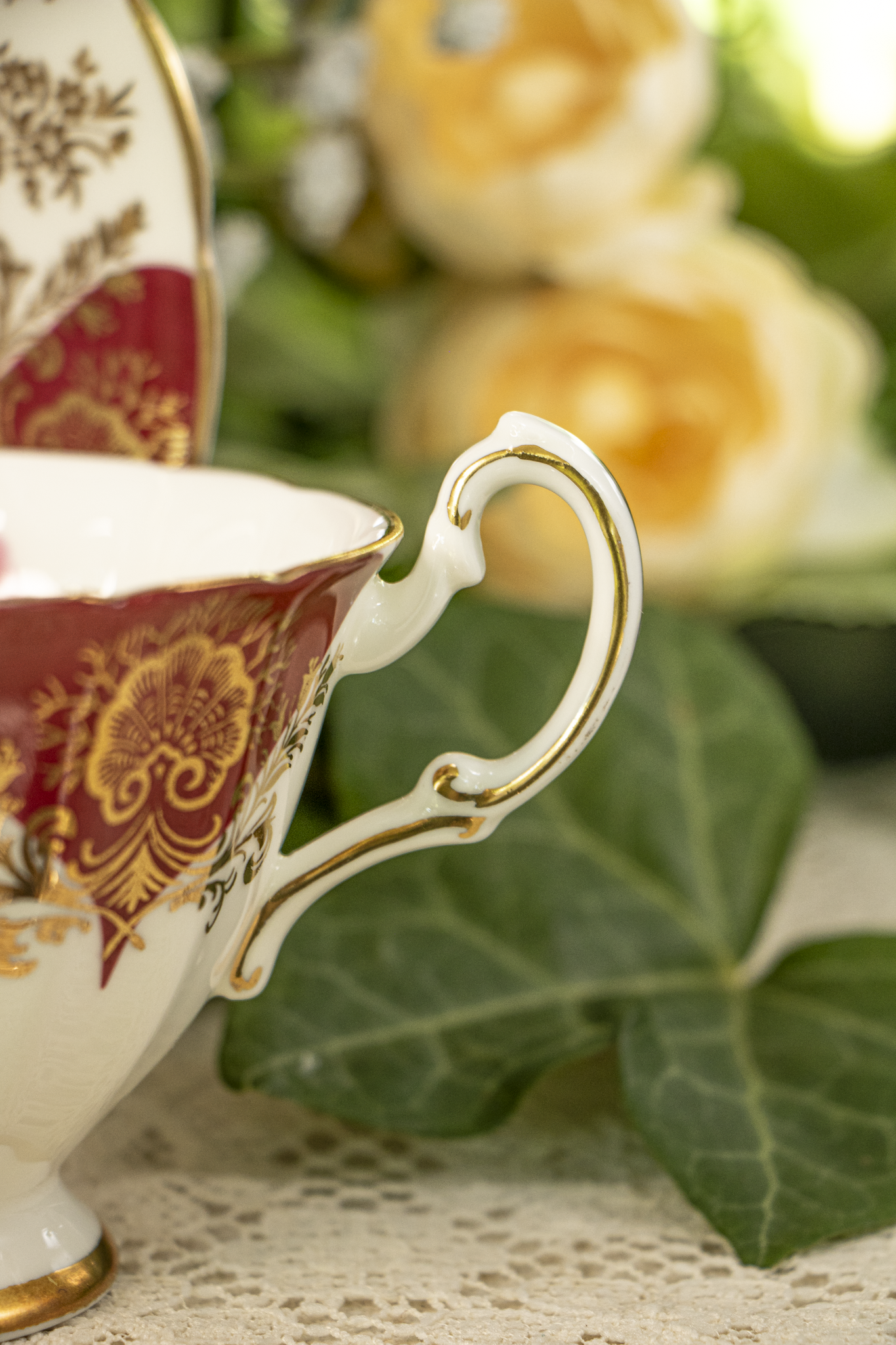 Paragon Fine Bone China Teacup and Saucer – Deep Red, Gold Filigree, and Rose Motif – Mint Condition