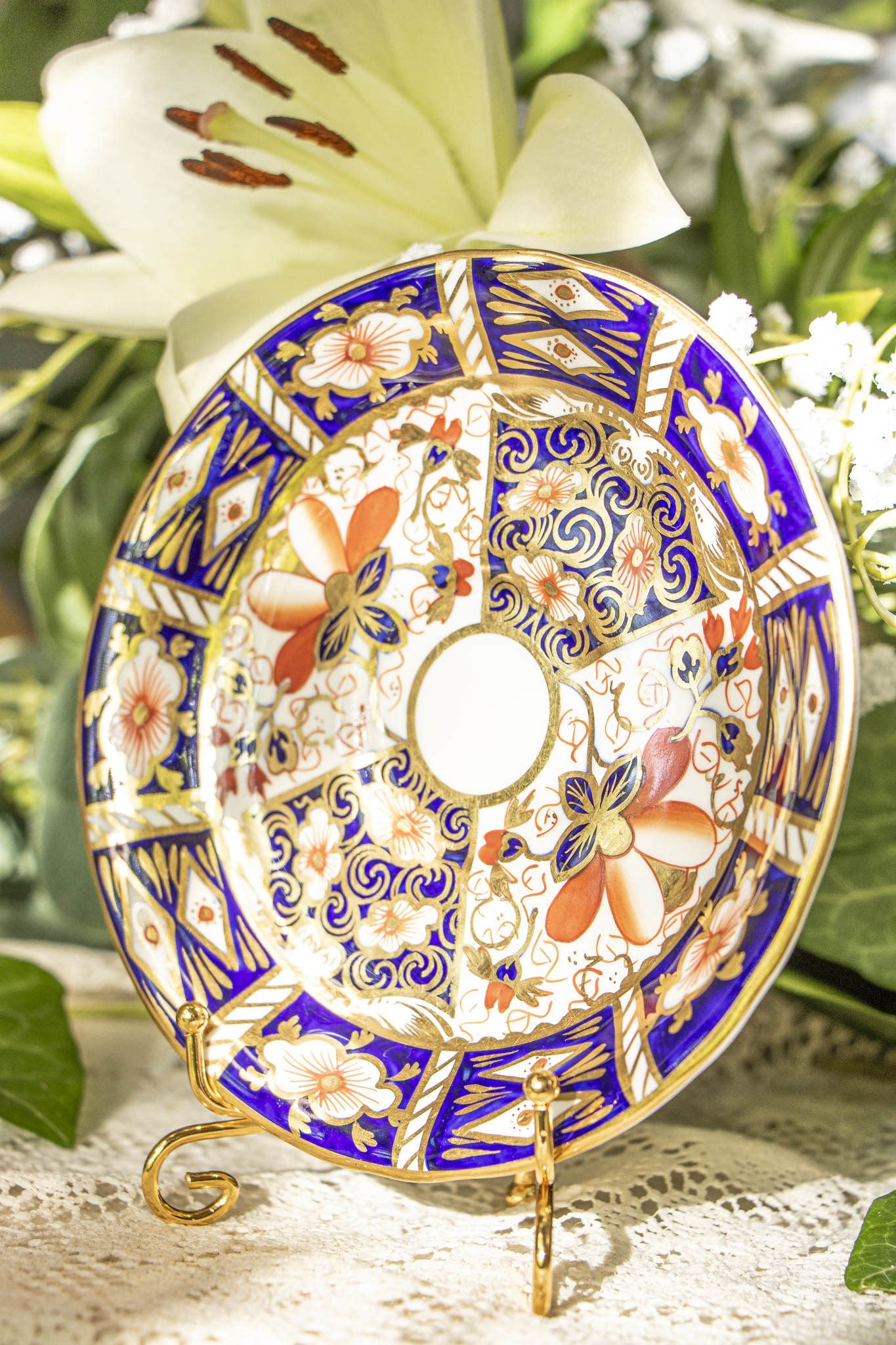 Royal Crown Derby "Old Imari" 2451 Teacup and Saucer – Antique 1929, Excellent Condition