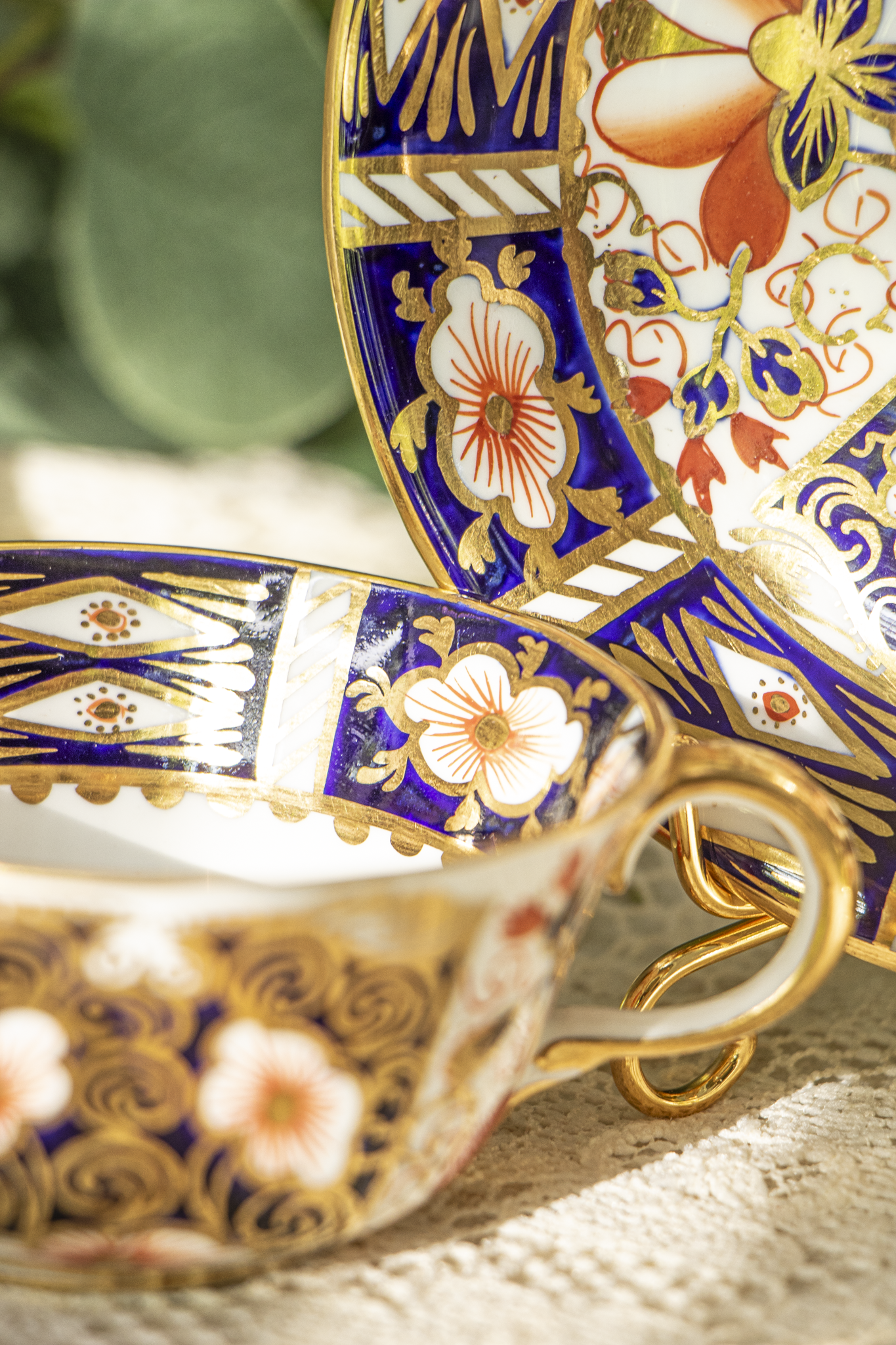 Royal Crown Derby "Old Imari" 2451 Teacup and Saucer – Antique 1929, Excellent Condition