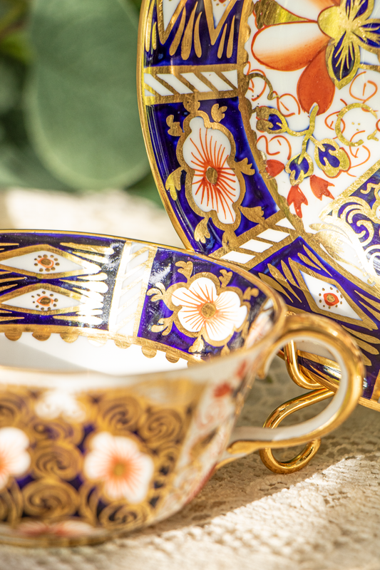 Royal Crown Derby "Old Imari" 2451 Teacup and Saucer – Antique 1929, Excellent Condition