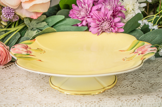 Royal Winton Grimwades Pedestal Cake Plate – Hand-Painted Lilies, England c.1940s