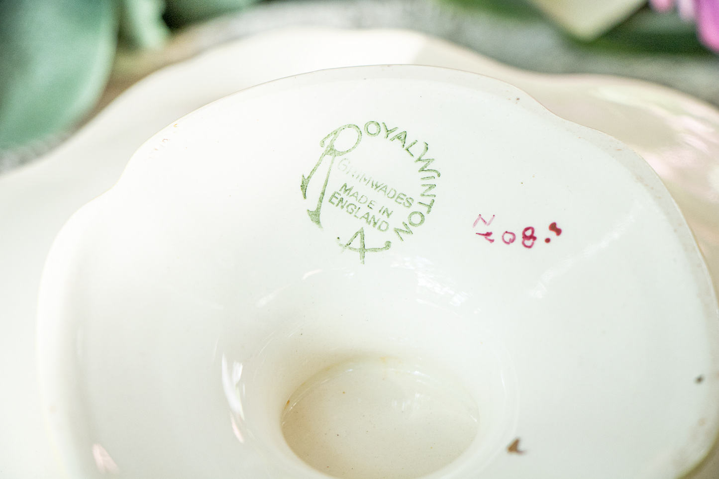 Royal Winton Grimwades Pedestal Cake Plate – Hand-Painted Lilies, England c.1940s