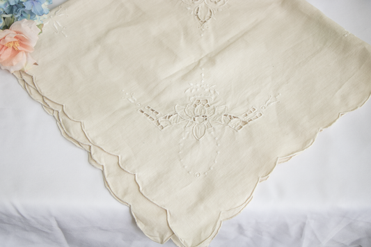Vintage 32x32" Cutwork & Satin Stitch Table Topper – Machine Embroidery on Fine Linen – 1950s–70s