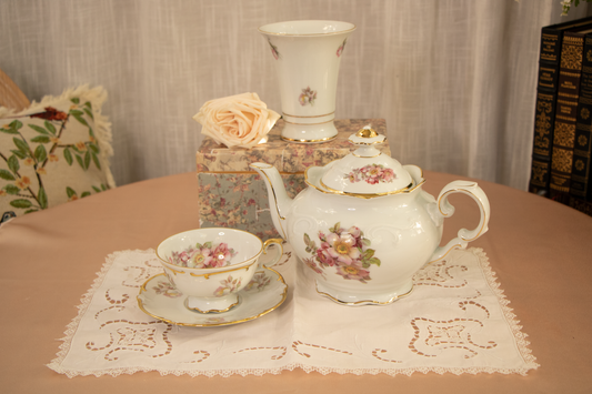 Wild Rose & Lace Ensemble – Romance and Warmth Steeped in Every Cup