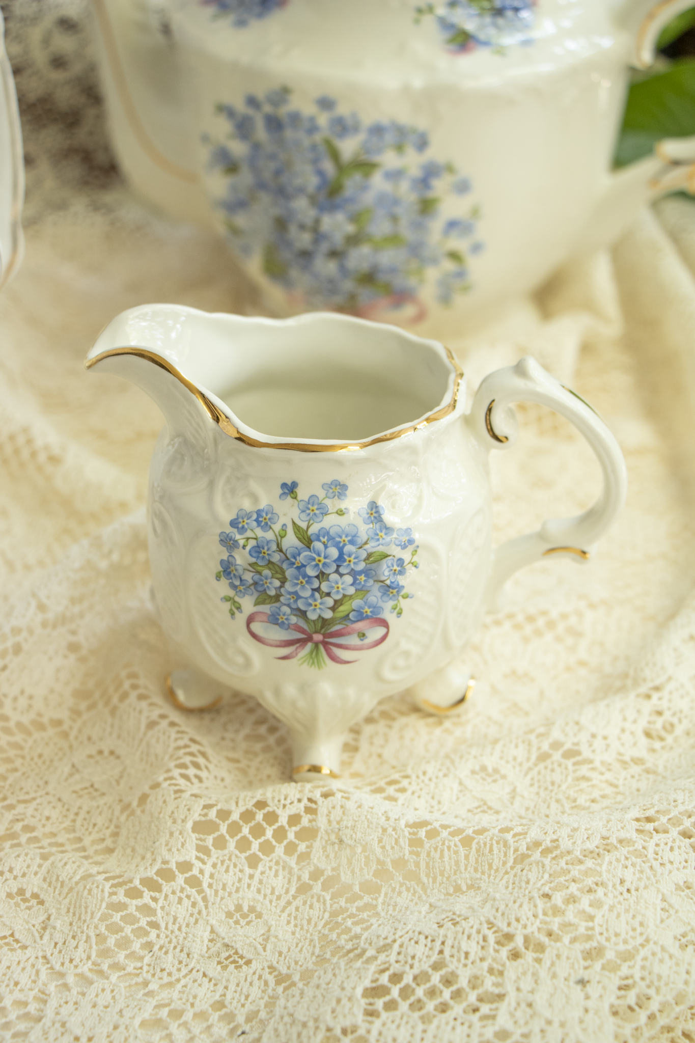 A Garden of Memories – Crown Dorset ‘Forget-Me-Not’ Tea Set