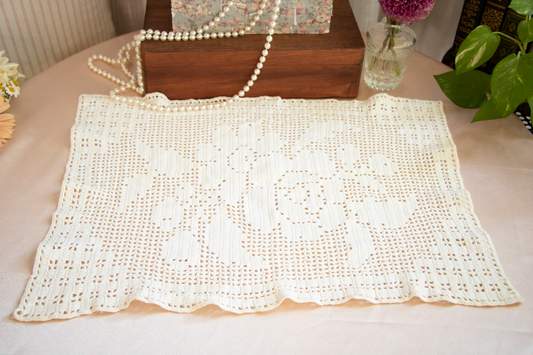 Handmade Vintage Filet Crochet Lace Panel – Floral Motif, Cream Cotton, 18"x14"