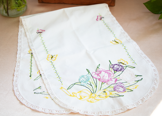 Hand-Embroidered Floral Table Runner with Lace Trim