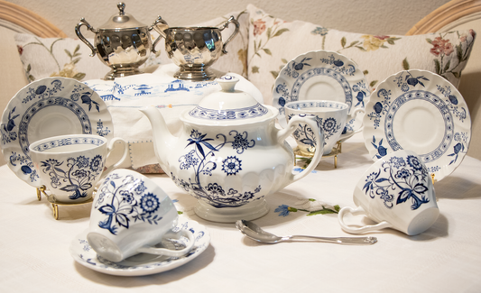 Nordic Blue Tea Service – Vintage Teapot Set with Silver Accents